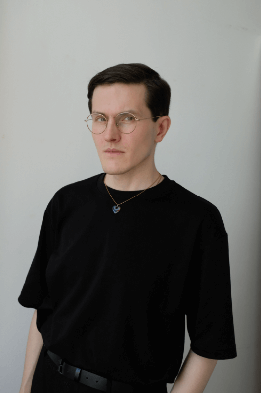 Kirill Savchenkov, portrait. Copyright Masha Demianova.