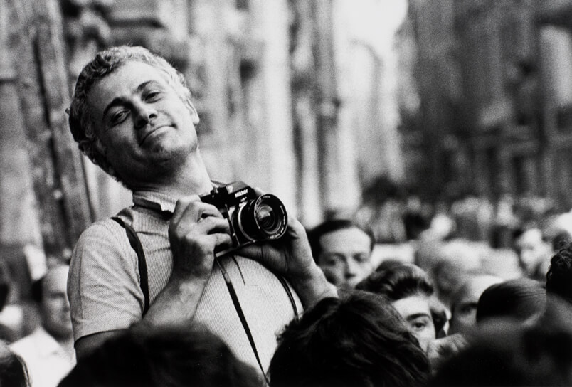 Ugo Mulas fotografato da Gianni Berengo Gardin, Como 1969