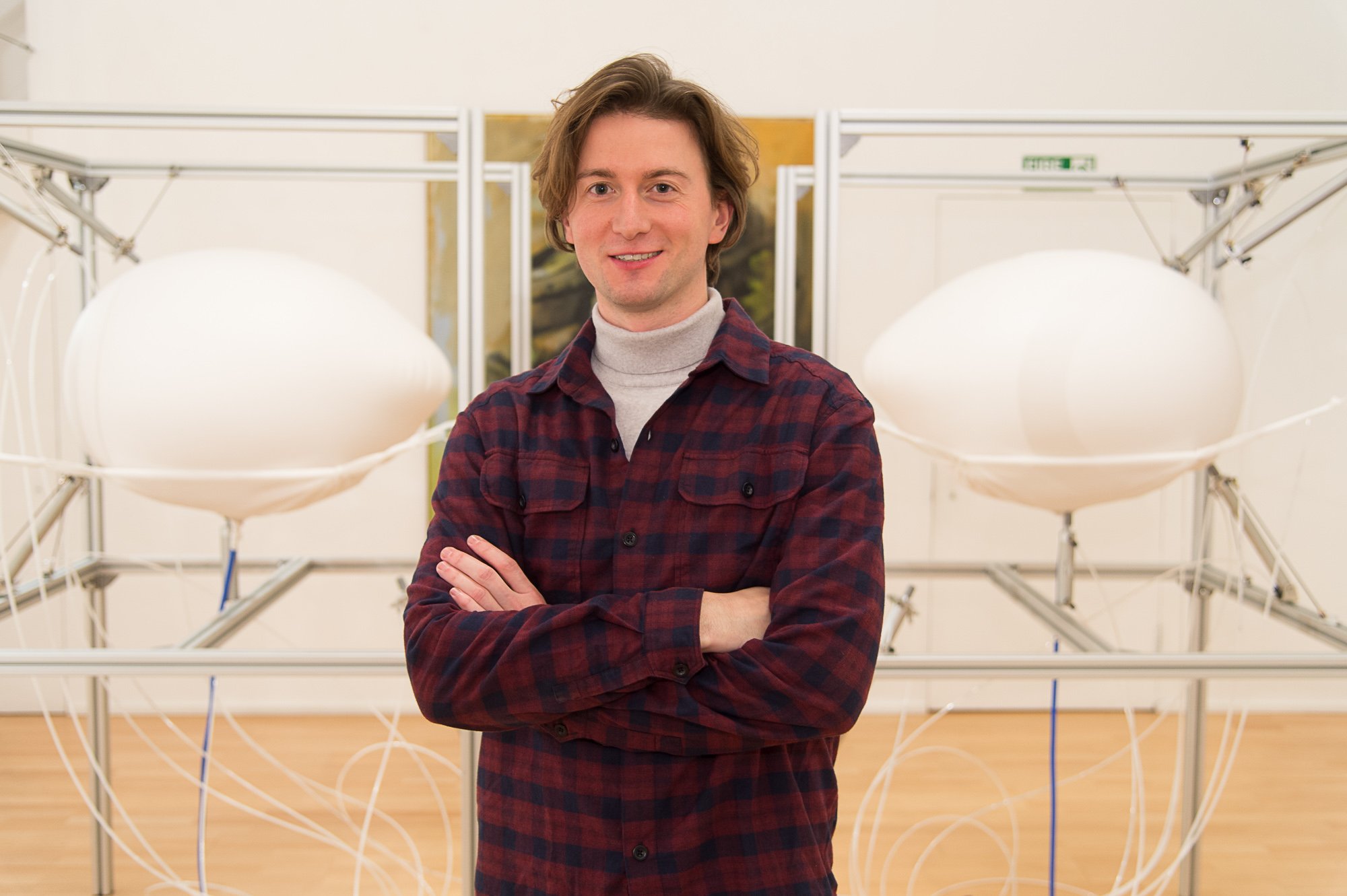 Harrison Pearce, portrait.