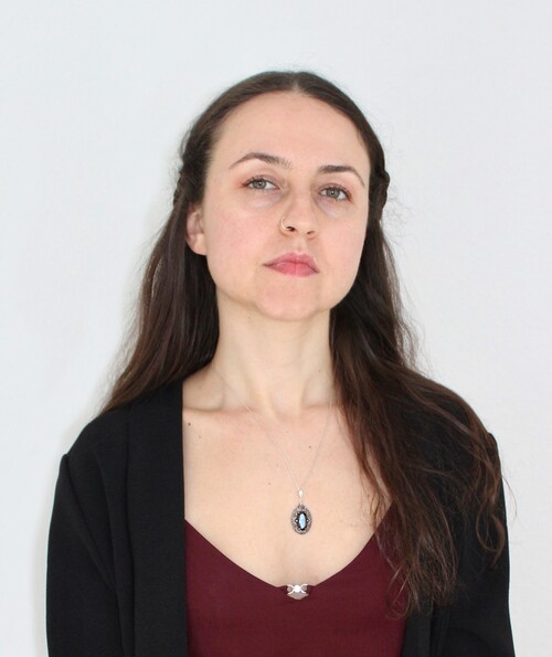 Adela Demetja, portrait. Credits Sophia Straehhuber.