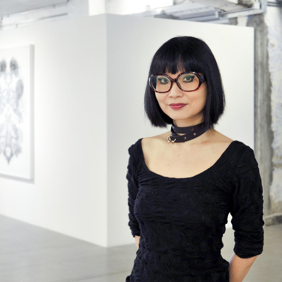 Angela Su, portrait.