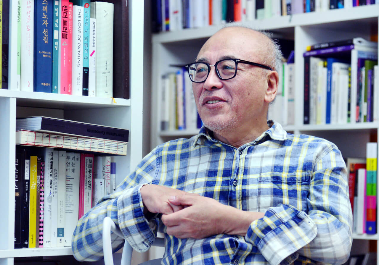 Young-chul Lee, portrait.