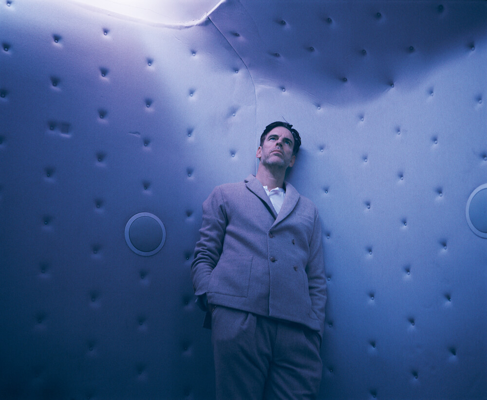 STEPHAN CRASNEANSCKI AT THE SOUND INSTALLATION PRINCE PARMI LES HOMMES, 2017, PRESENTED DURING FAME 2017 AT LA GAÎTÉ LYRIQUE, PARIS